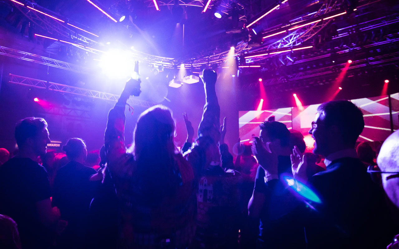 bar_dj_12_min